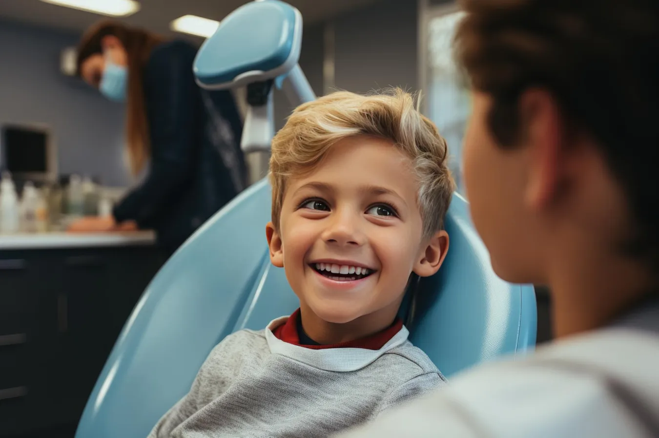 First Dental Visit? Here&rsquo;s What to Expect at a Pediatric Dentist Appointment